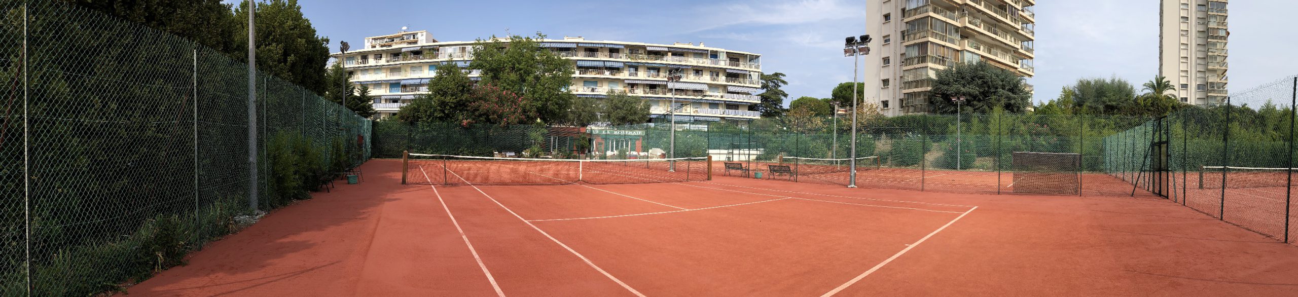 Court tennis club La Roseraie